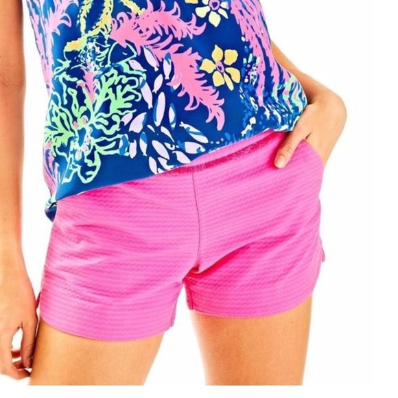 Lilly Pulitzer Pants - 🦩HP🦩Lilly Pulitzer Adie Shorts